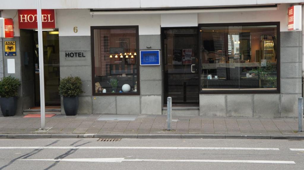 亚根霍夫酒店 威斯巴登 外观 照片